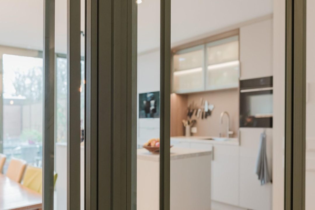 Stalen deur en keuken op maat