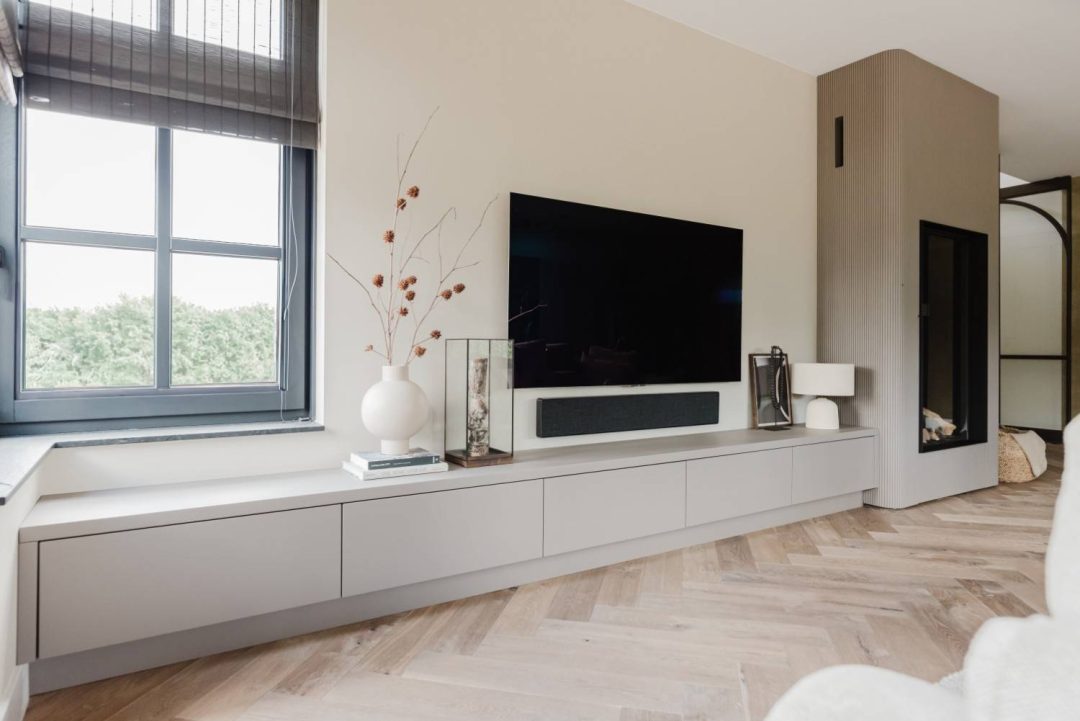 TV meubel en open haard op maat