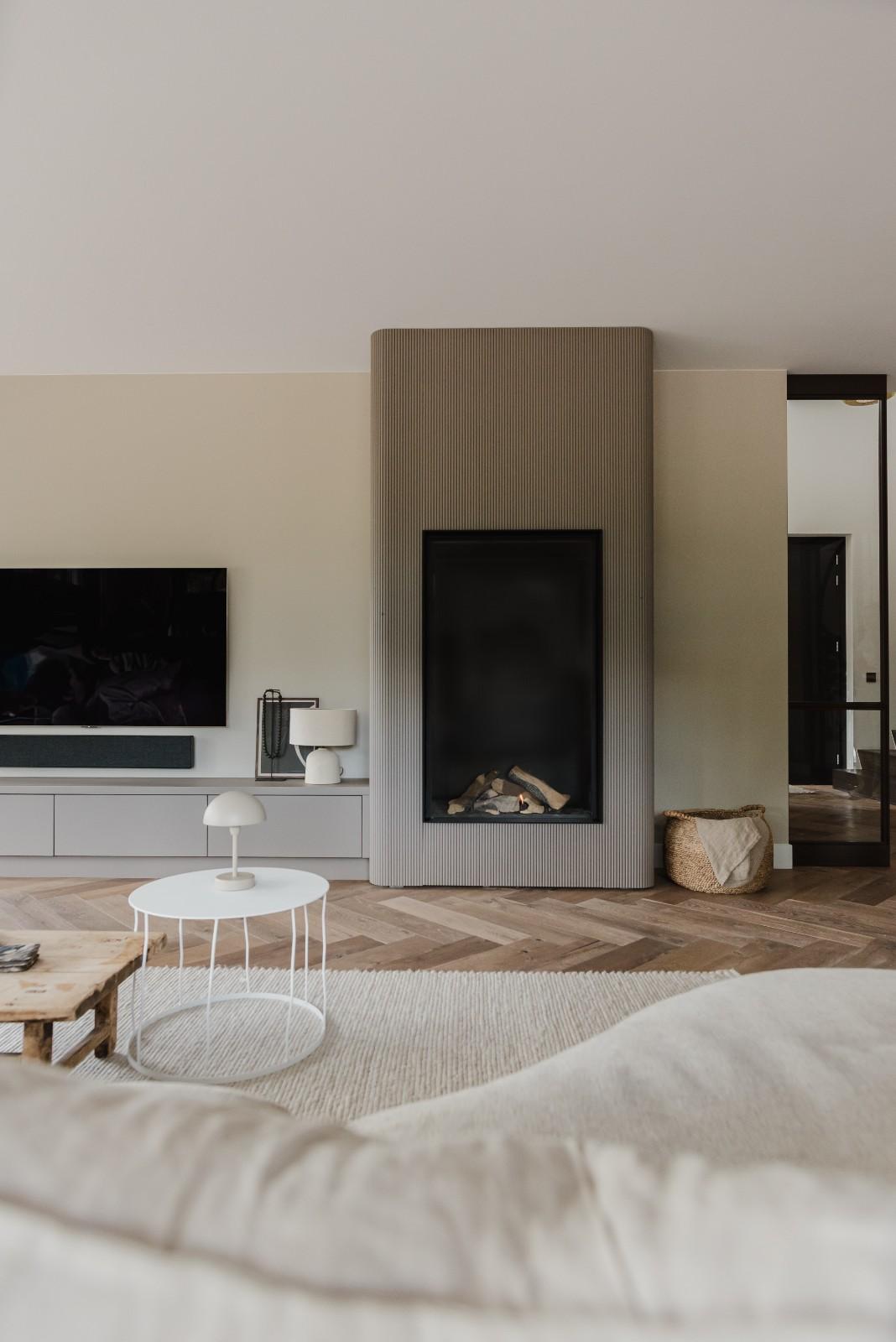 TV meubel en open haard op maat