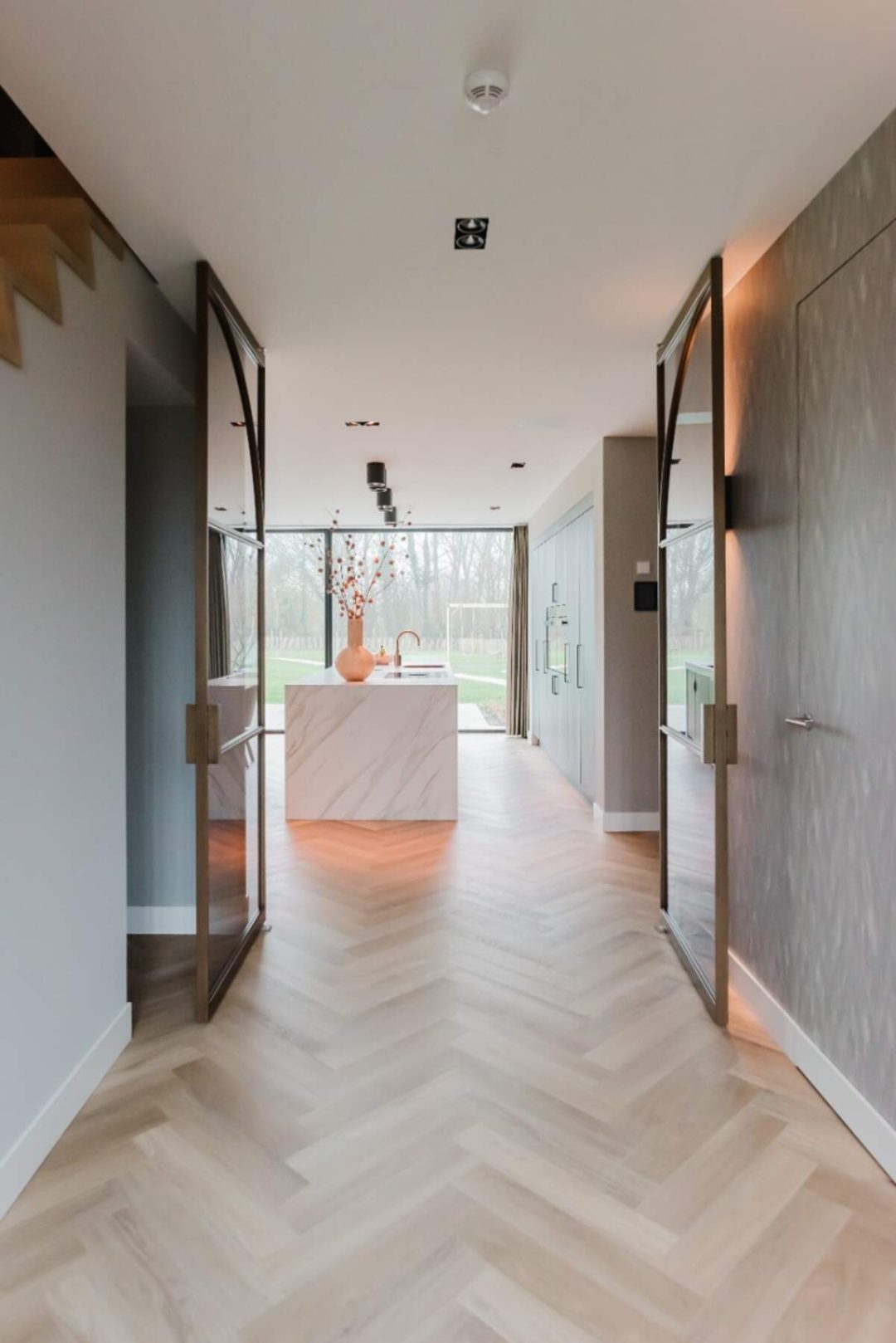 Taatsdeur-BenedenLeeuwen1