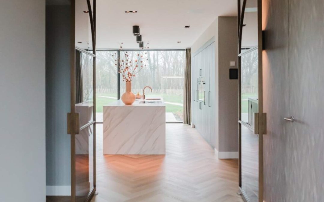 Taatsdeur-BenedenLeeuwen1